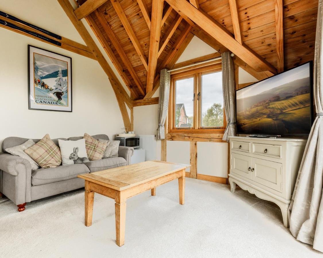 Villa Oak Mead Wrexham Zimmer foto
