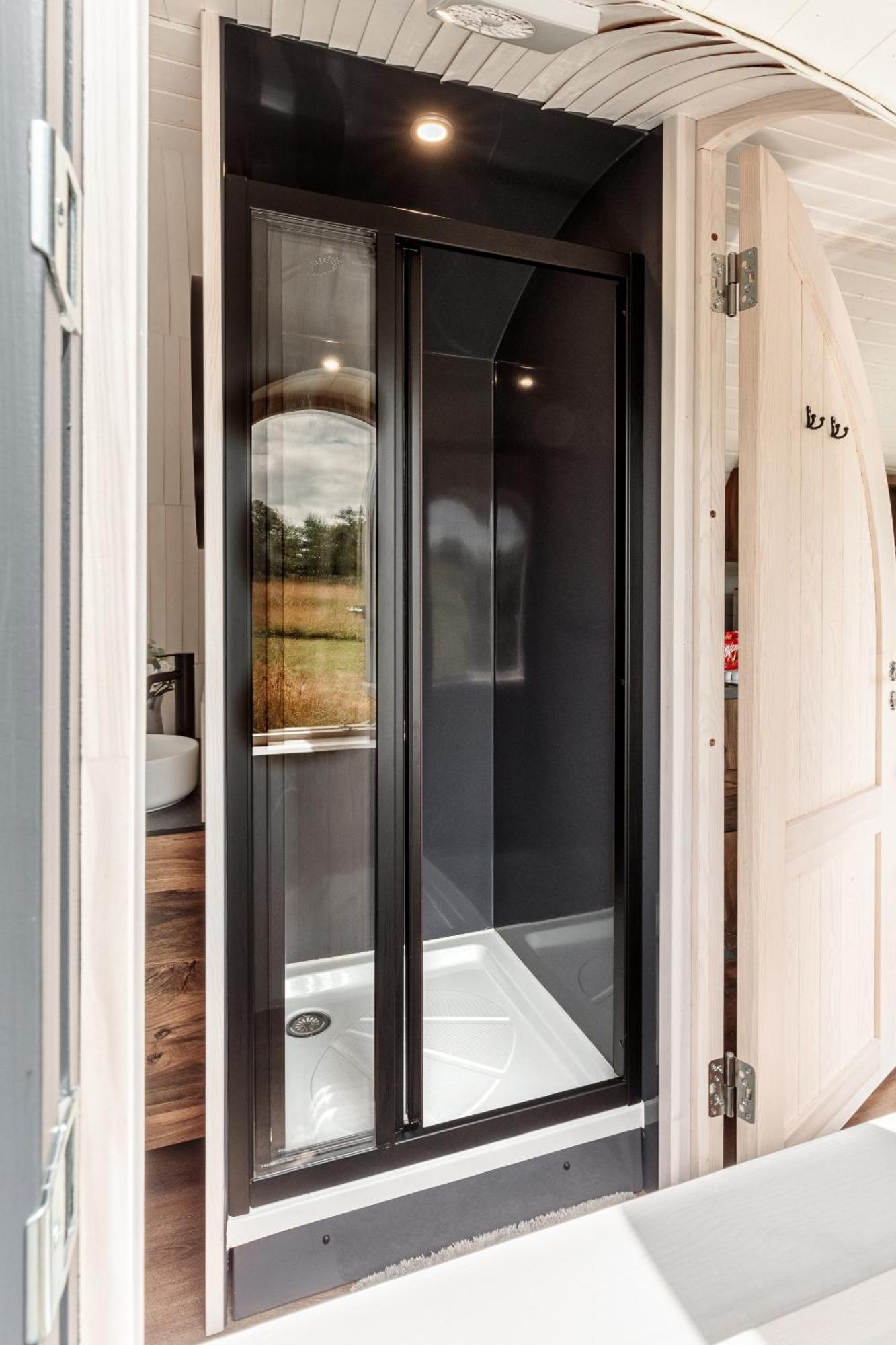 Villa Oak Mead Wrexham Zimmer foto